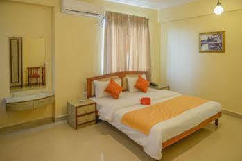 Oyo Apartments Vagator Beach Road Экстерьер фото